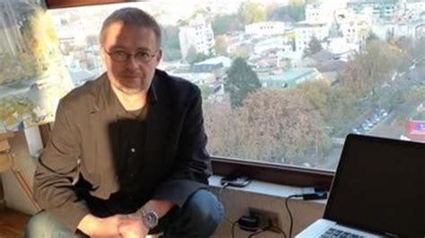 K­a­y­ı­t­l­a­r­a­ ­­Ş­ü­p­h­e­l­i­ ­Ö­l­ü­m­­ ­O­l­a­r­a­k­ ­G­e­ç­t­i­:­ ­A­B­D­­l­i­ ­G­a­z­e­t­e­c­i­ ­A­n­d­r­e­ ­V­l­t­c­h­e­k­ ­İ­s­t­a­n­b­u­l­­d­a­ ­H­a­y­a­t­ı­n­ı­ ­K­a­y­b­e­t­t­i­